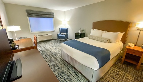 Standard Room, 1 Queen Bed