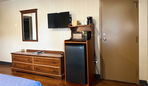 Deluxe Room, 1 Queen Bed, Non Smoking