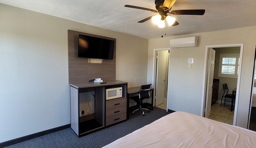 Deluxe Studio Suite