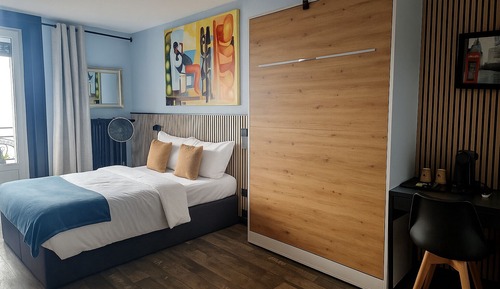 Standard Double or Twin Room, Balcony, Lake View