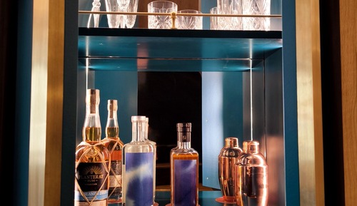 Signature Suite
