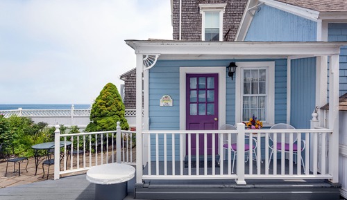 Tea House (Pet Friendly)