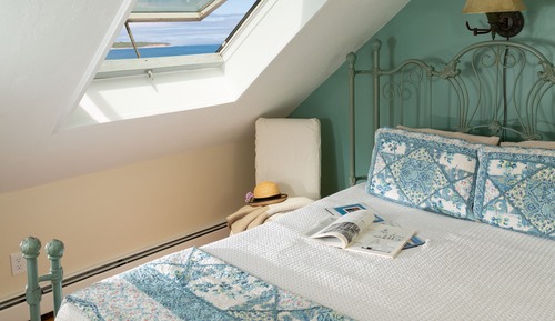 Ocean Sonnet (No Pets)