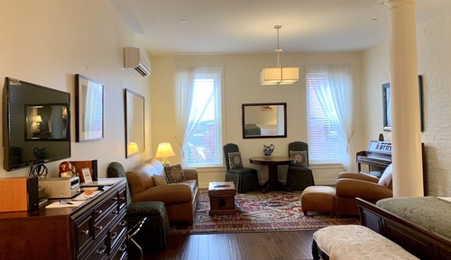 Traditional Suite