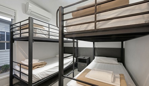 Deluxe 2 Bedroom Family Cabin - Sleeps 6