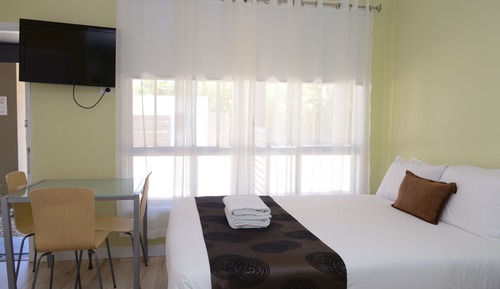 Family Room, Multiple Beds, Non Smoking