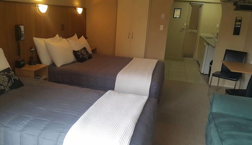 Comfort Twin Room, Multiple Beds, Poolside