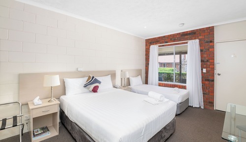 Deluxe Twin Room (NO PET)