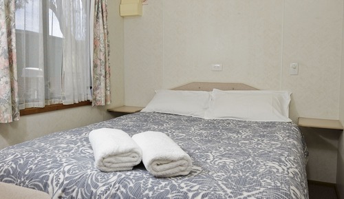 Economy Cabin, 2 Bedrooms, Non Smoking, Kitchenette (Standard Cabin)