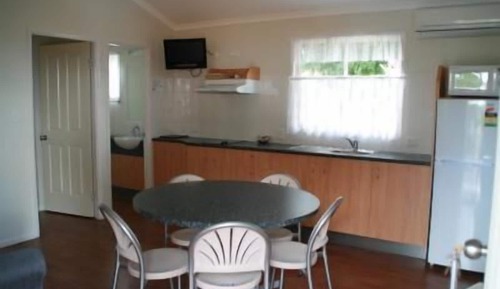 Standard Suite, 2 Bedrooms, Non Smoking, Kitchen (rated 4 STAR)