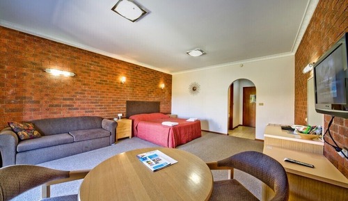 Exclusive Room, 1 Queen Bed, Kitchenette (Exclusive Deal)