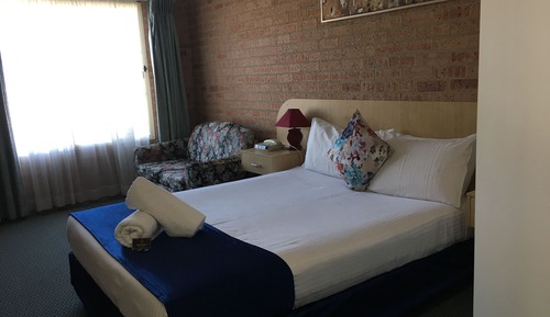 Standard Room, Non Smoking, Balcony (QUEEN (en suite))