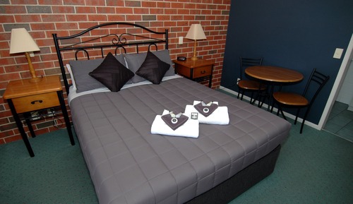 Family Suite, 2 Bedrooms, Non Smoking (Family Rm (2- night stay))