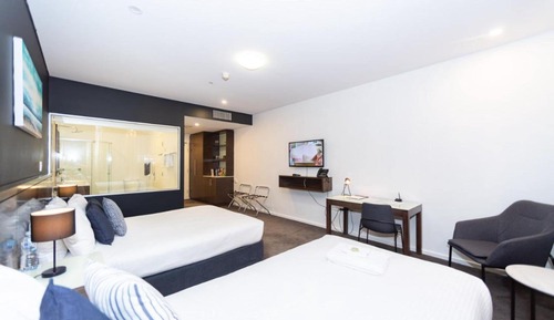 Queen Single Spa Suite Parkview