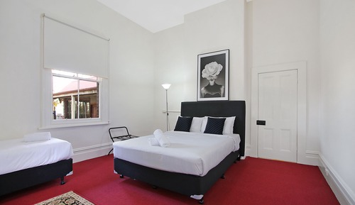 Standard Suite, 1 Bedroom, Non Smoking, Kitchenette (Self-Contained Flat)