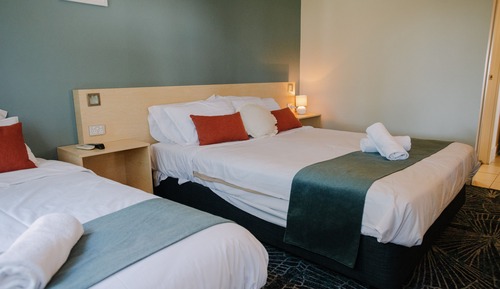 Family Room, Multiple Beds, Non Smoking, Ensuite