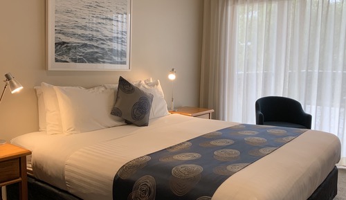 Deluxe Room, Balcony (Deluxe Room - Share Balcony)