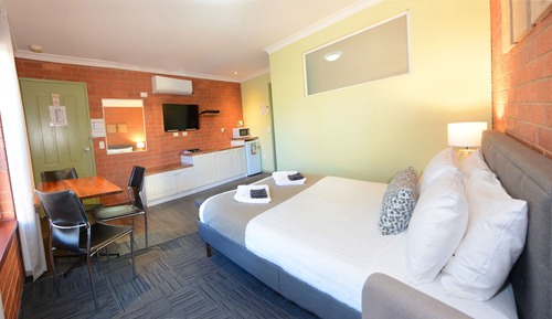  Standard Family Room (2 Bedrooms)