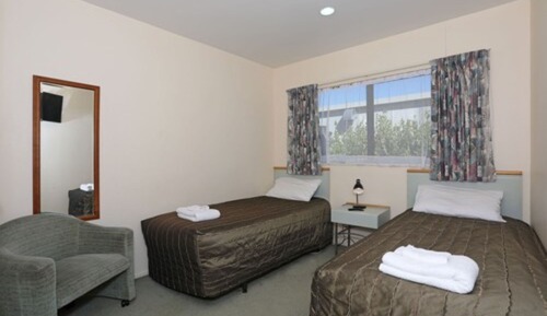 Standard Room, 1 Bedroom (Shower over Bath)