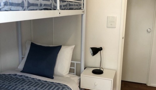 Deluxe Three Bedroom Cabin (6 Berth)