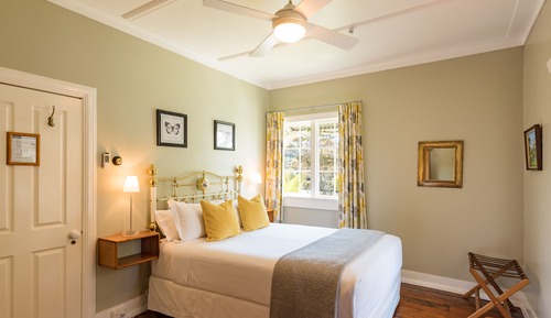 Superior Suite, 1 King Bed, Non Smoking, Balcony (Te Punga Rm 4)