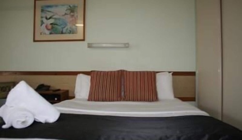 Pet Friendly Budget Twin Room