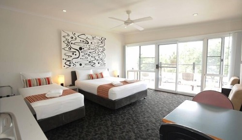 Premium Studio, Non Smoking, Kitchenette (Premium Ocean View Suite)