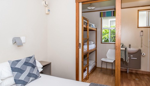 Standard Cabin, Ensuite