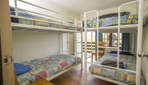 Entire 4 Bed Dormitory Room with Shared Bathroom