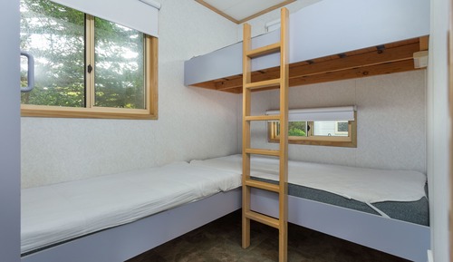 Holiday Unit (elevated) -  1 queen, 1 bunk & 1 single