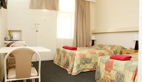 Standard Studio, Non Smoking (Standard Twin)