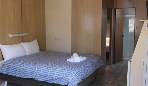  Standard Ensuite (1 double and 2 sets of single bunks)