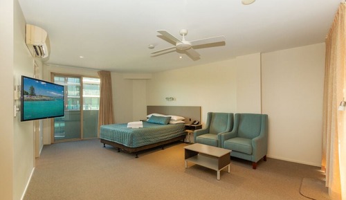 Standard Room, Balcony (Standard suite)