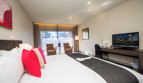 Executive Twin Suite