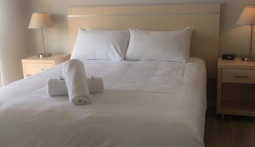 Family Cabin - 3 bedroom sleeps up to 7