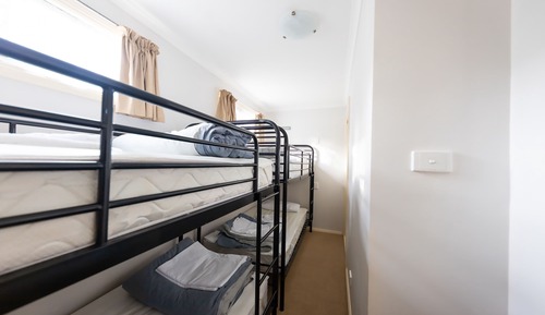 Family Cabin, Jetted Tub