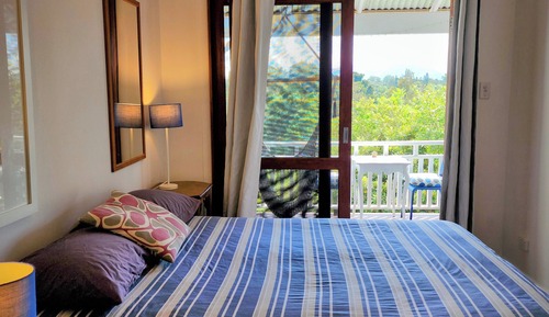 4 Bed Family Room with Shared Bathroom