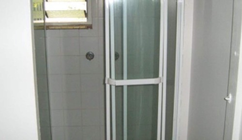 Standard Twin, Non Smoking, Shared Bathroom