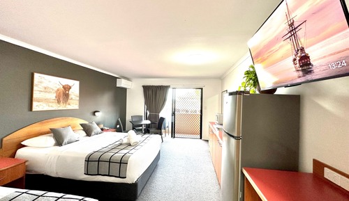 Self-Contained Twin Room