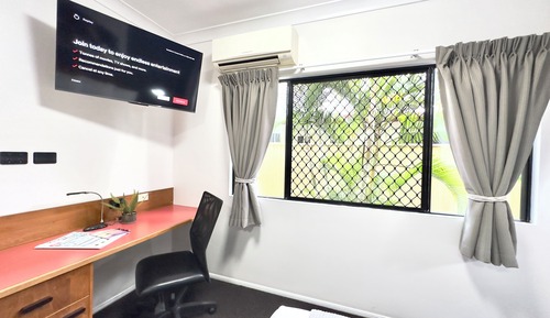 Luxury King Spa Suite