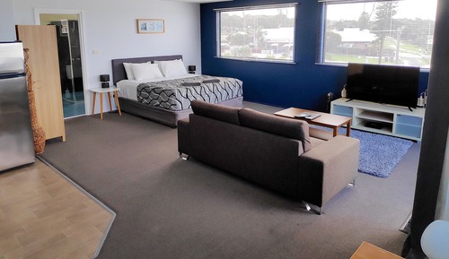 Studio Penthouse Suite