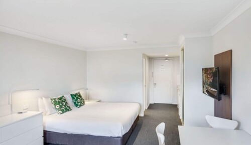 Deluxe Studio, 1 King Bed