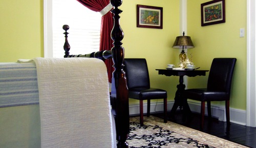 Deluxe Suite, 1 Queen Bed, Balcony, Ground Floor