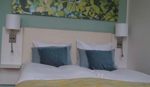 Economy Double Room (140 cm bed)