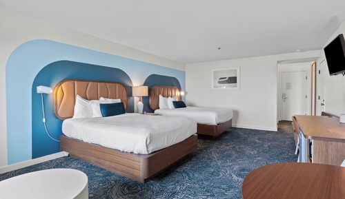 Two Queen Ocean View