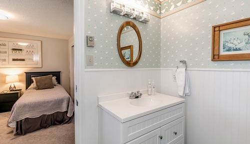 Family Suite, Multiple Beds, Private Bathroom, Mountain View