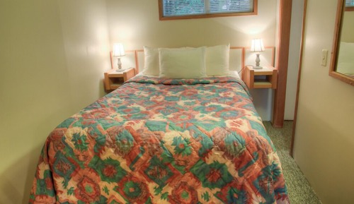 Suite, 2 Bedrooms, Kitchen