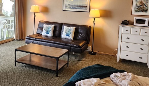 Classic Studio, Multiple Beds, Balcony, Ocean View