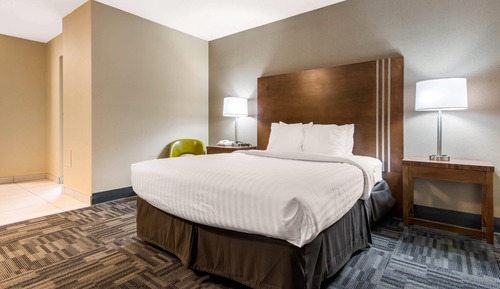 Standard Room, 1 Queen Bed, Non Smoking