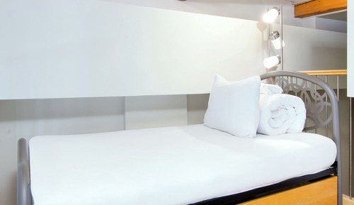 Apartment, 1 Bedroom, single beds accessible by ladder (Loft #304)
